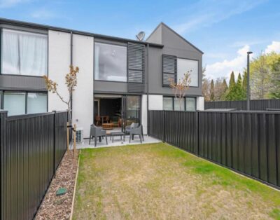 Villa Azure avec piscine – Élégance et Vue Panoramique à Vancouver